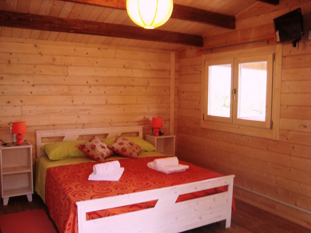 B&B Lao Papasidero Pokoj fotografie